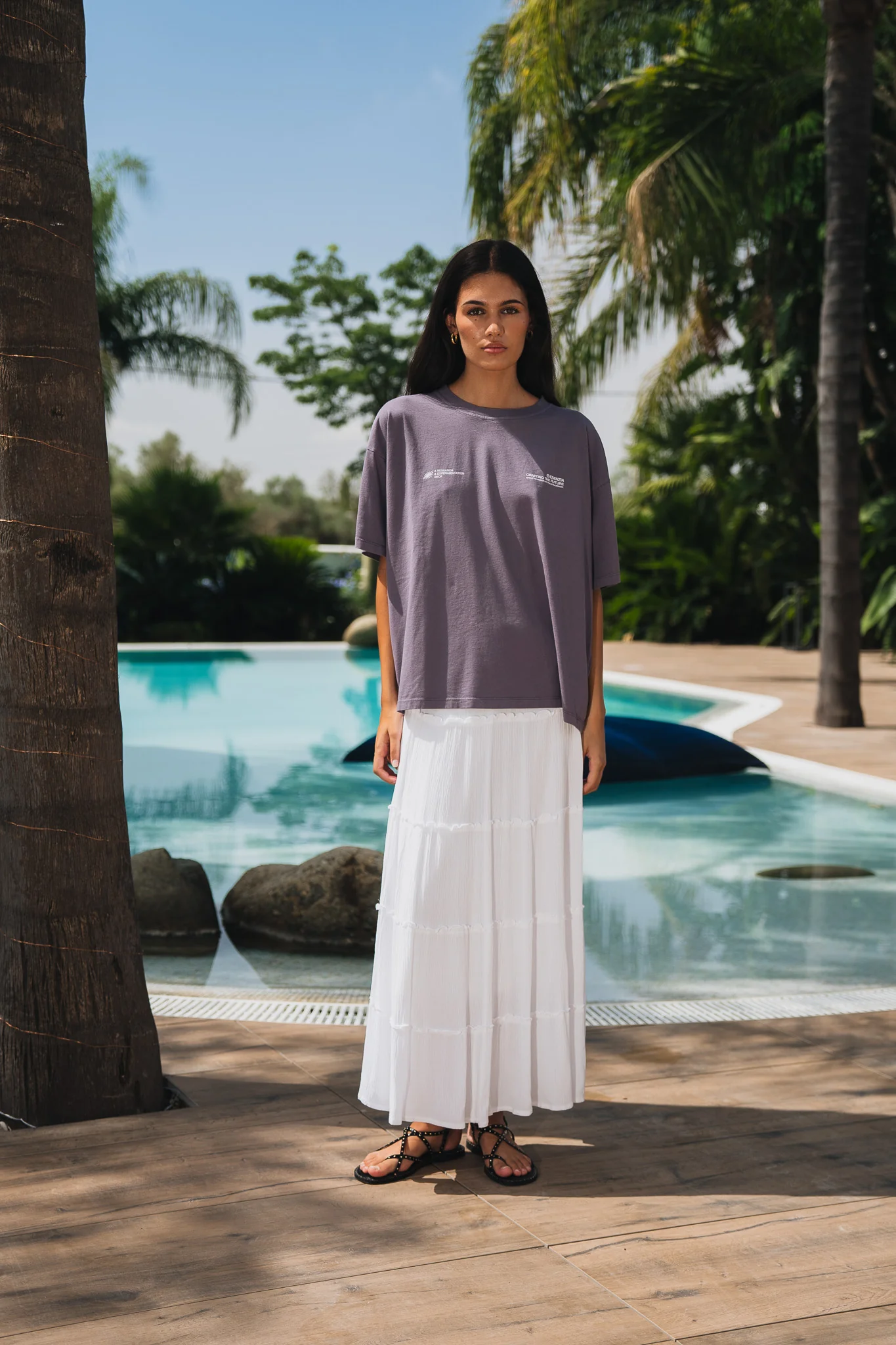 CHARCOAL DREAM TEE - Image 10