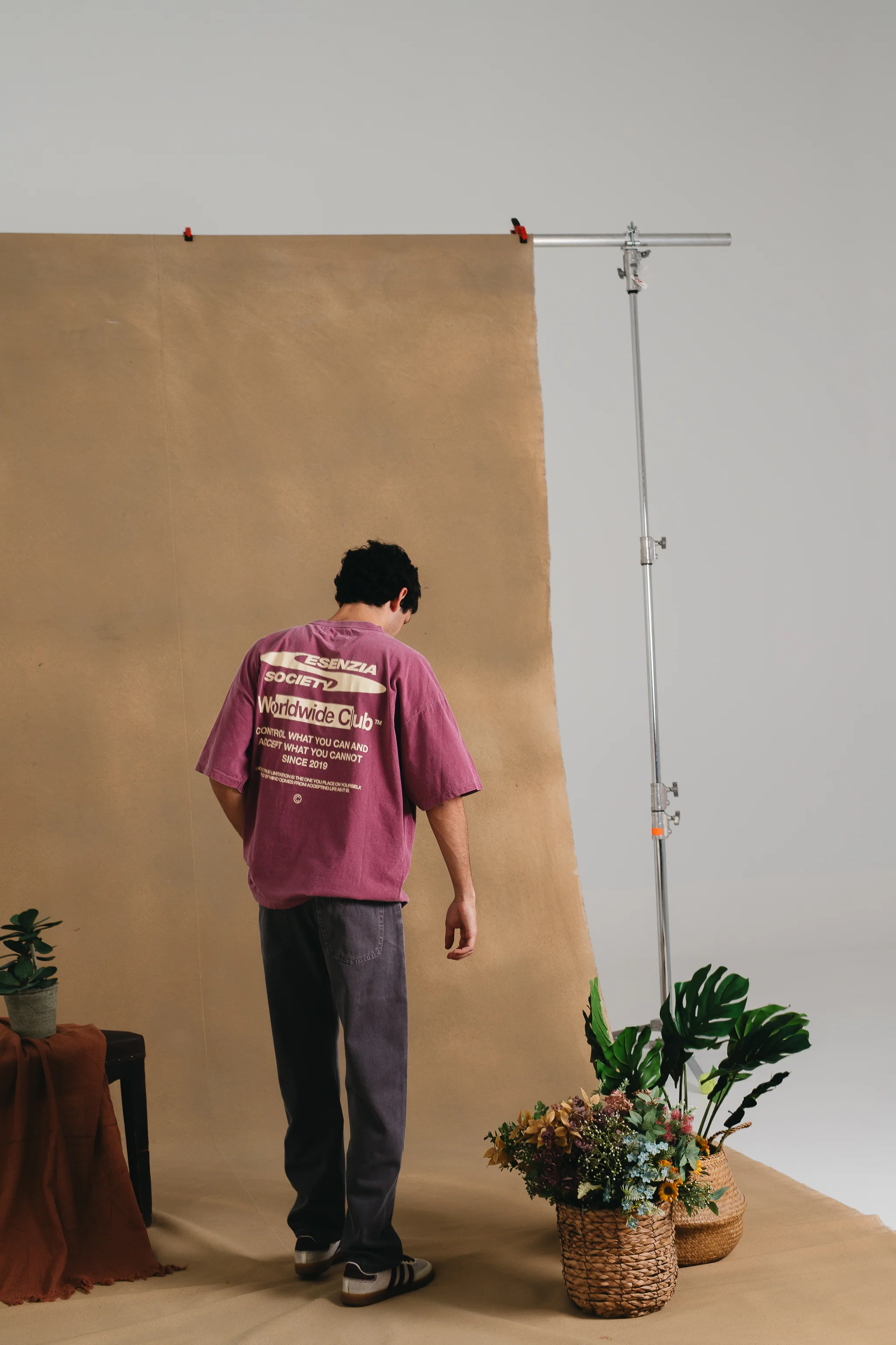 GRAPE GRAPHIC TEE - Image 11
