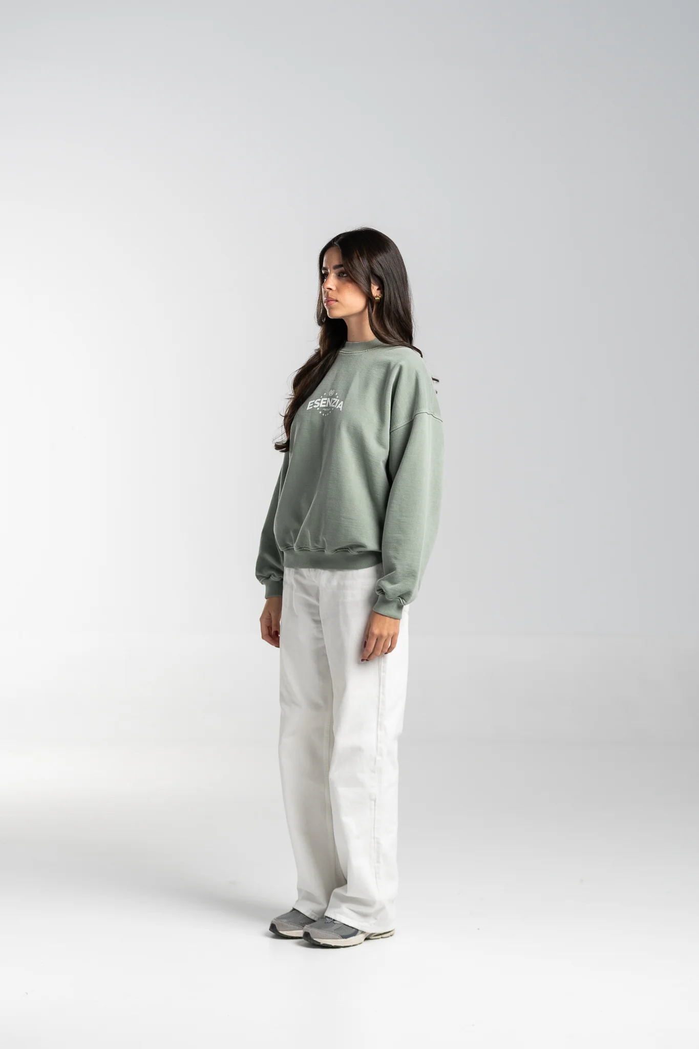 GREEN OUTLAST CREWNECK - Image 4