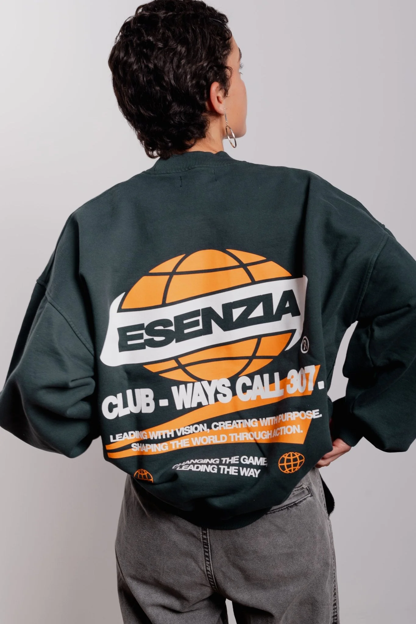 GREEN SATURNO CREWNECK - Image 11
