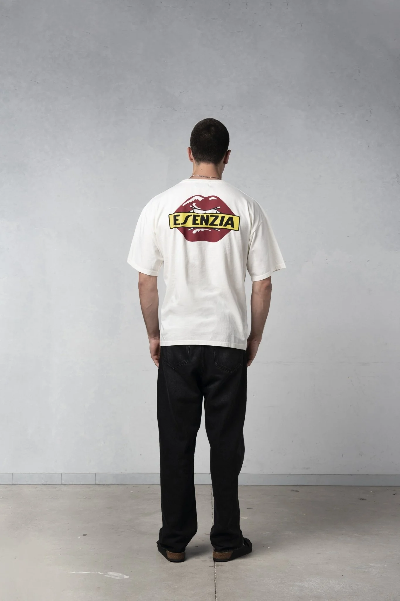 KISS TEE - Image 9