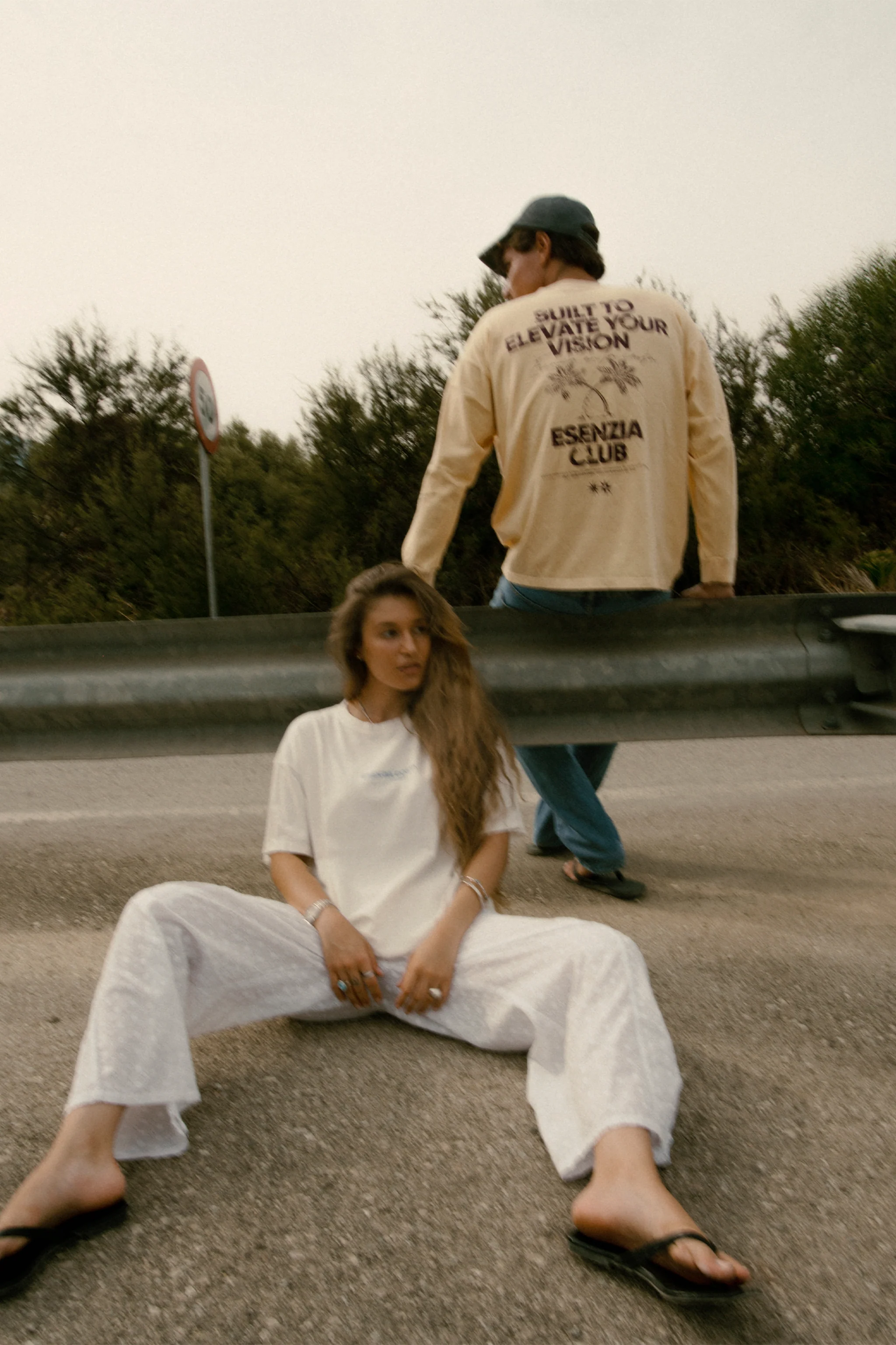 WHITE CALA TEE - Image 7